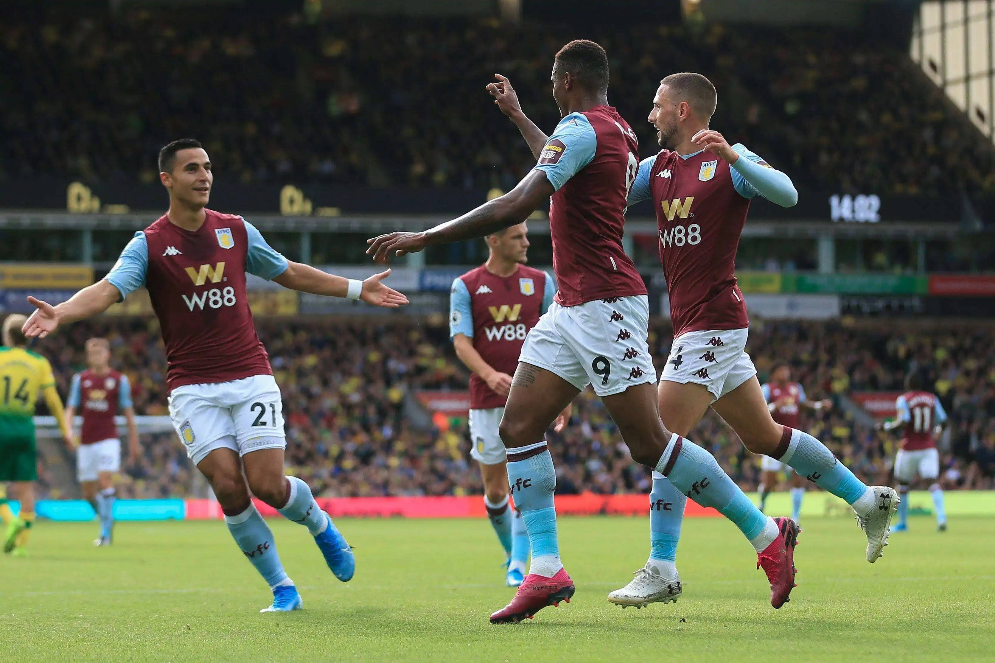 九游体育官网 法兰克福发布备战花絮；今夜回应争议；亚冠任务艰巨；年轻球员得到机会