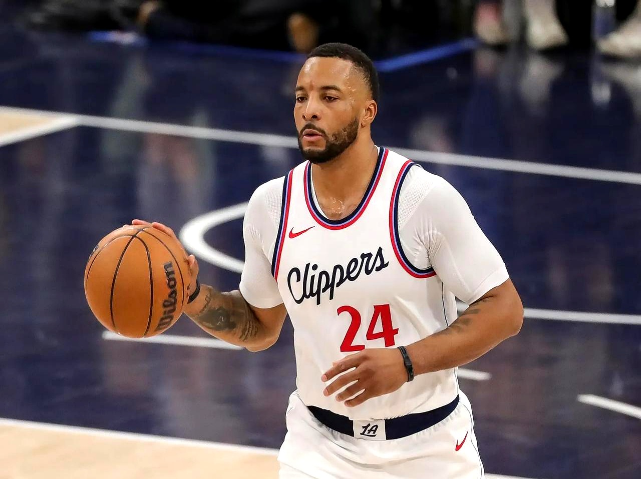 九游娱乐洛杉矶快船迎NBA总决赛关键赛，转会期调整名单，引发热议，身体对抗强度拉满的简单介绍